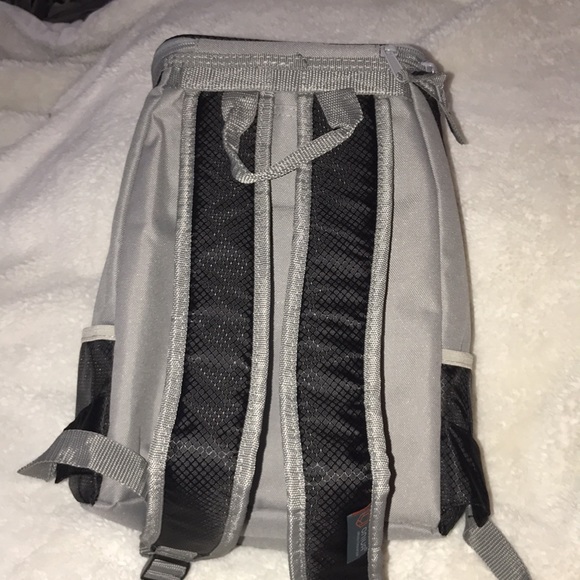 Oniva cooler backpack NWT - Picture 3 of 4
